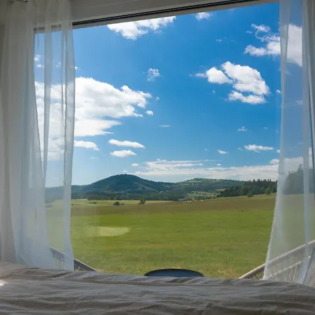 Сasa de vacaciones Glamping Soleda Razova